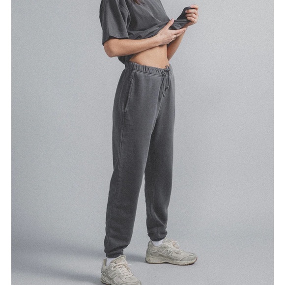 Bundle of Elwood Sweats - Picture 13 of 15